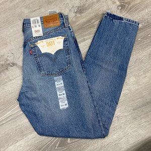 Levi jeans